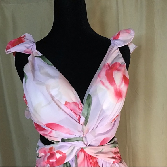 Floral Ruffle Maxi Dress - Picture 4 of 11